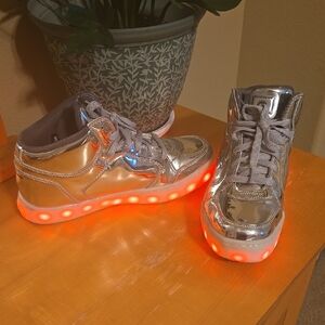 Metallic Silver High-Top Light-up Skechers